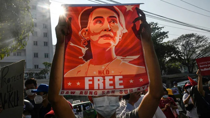 Aung San Suu Kyi moved from house arrest to solitary confinement