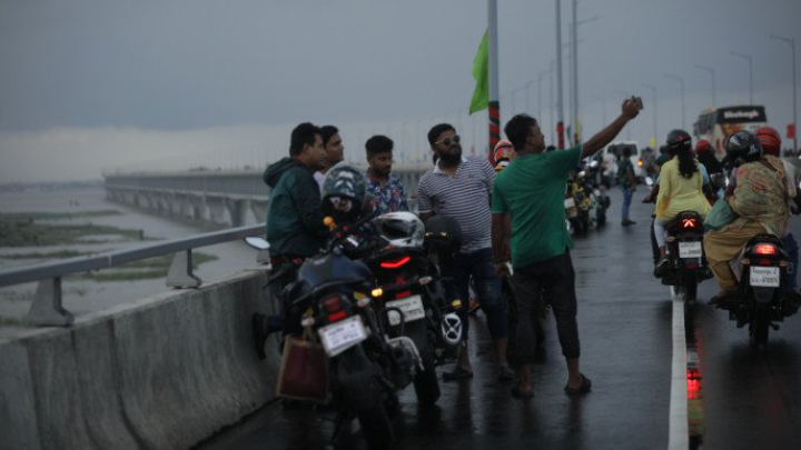 Motorcyclists seen trying to cross Padma Bridge despite the government ban 