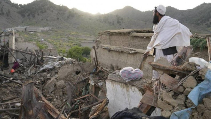 Bangladesh government sends humanitarian aid to earthquake-hit Afghanistan