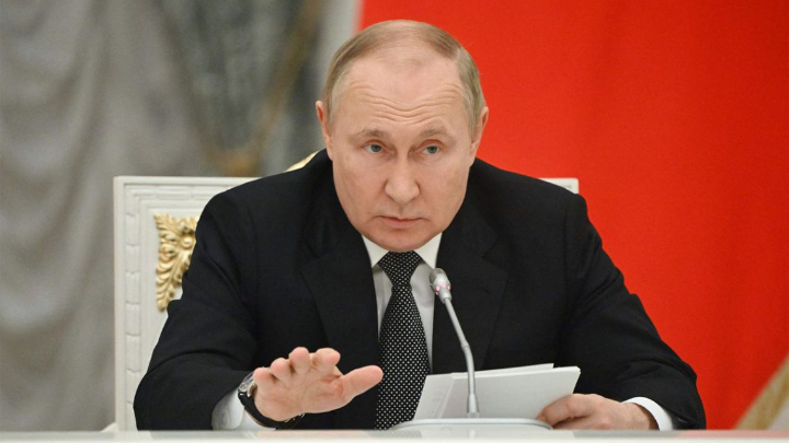 Putin says West must remove restrictions on Russian grain exports