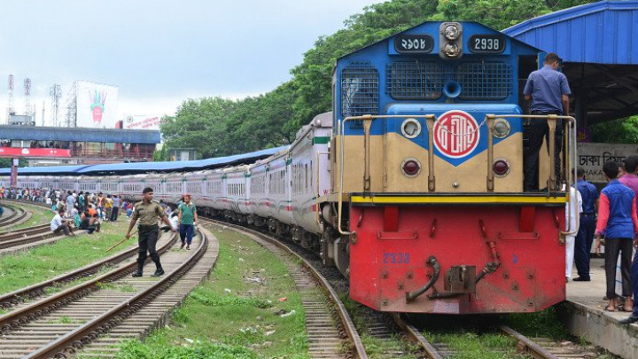 Train operation from Dhaka to other destinations across the country resumes