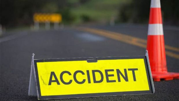 5 people killed run over by bus in Gazipur