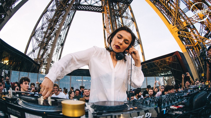 More Saudi women opt DJ'ing - once unthinkable - as career option