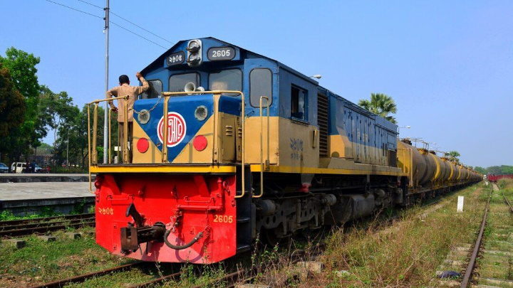 No single passenger train to Ctg-Sylhet route in last two decades