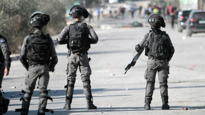 Israeli security forces shot dead Palestinian