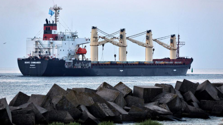 UN ship with grain for Africa leaves Ukraine