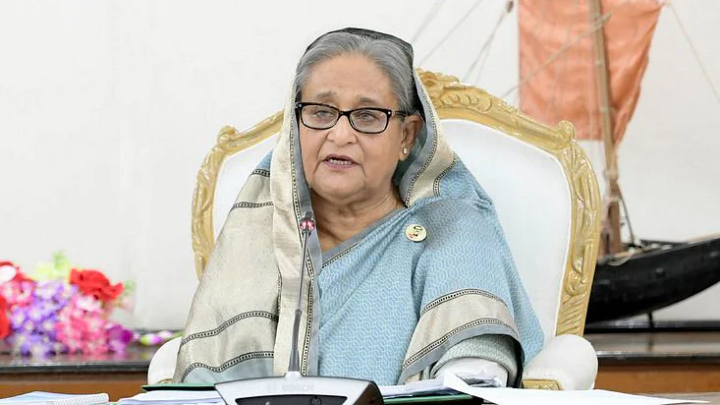 PM Hasina asks public servants to ensure national development