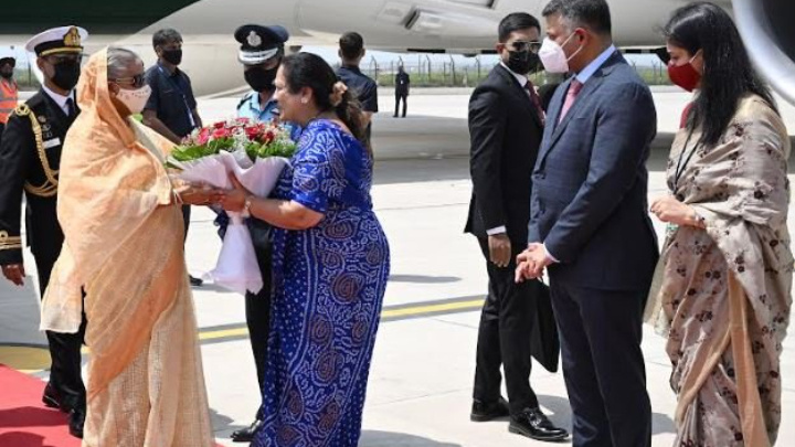 India rolls out red carpet to welcome Bangladesh premier