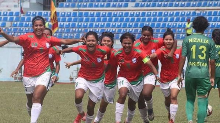 Bangladesh thrash Pakistan 6-0 as Sabina slams hat-trick