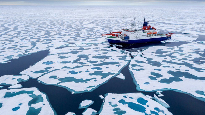 Satellites now get full-year view of Arctic sea-ice