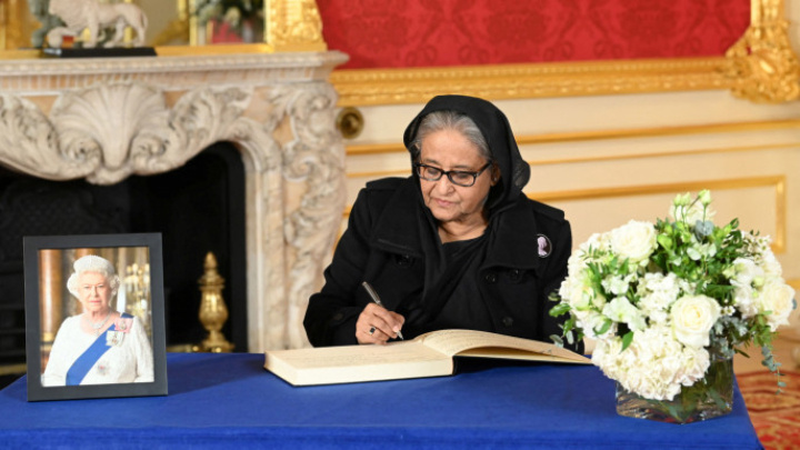 Prime Minister of Bangladesh, Sheikh Hasina, signs a book of condolence at Lancaster House in London, following the death of Queen Elizabeth II. Picture date: Sunday 18 September, 2022. Jonathan Hordle/Pool via REUTERS