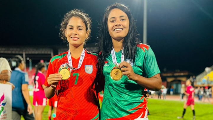 BFF compensates for missing money of women footballers