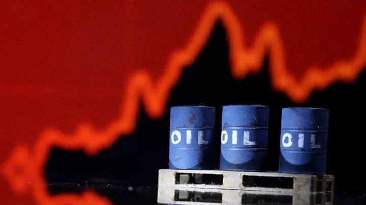Oil prices rally, stocks drop on fears of broader Middle East war