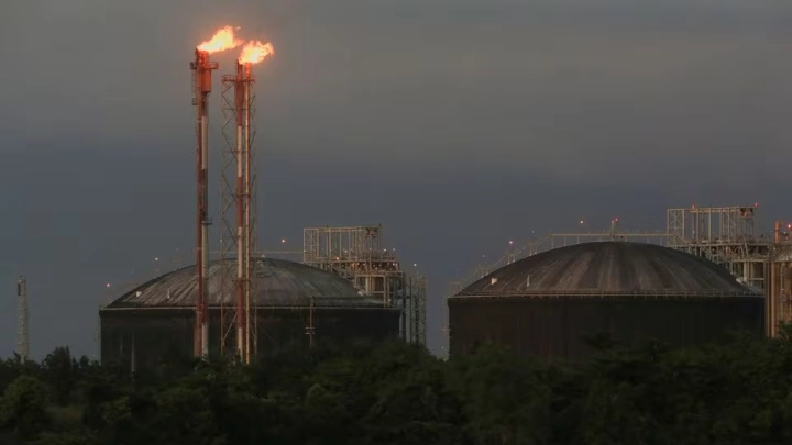 The installations of liquified natural gas producer Atlantic LNG are pictured in Point Fortin, Trinidad and Tobago, December 10, 2022. REUTERS/Andrea De Silva/File Photo