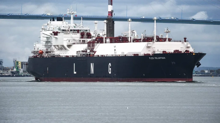 Petrobangla seeks to set up three more LNG terminals to meet growing gas demand