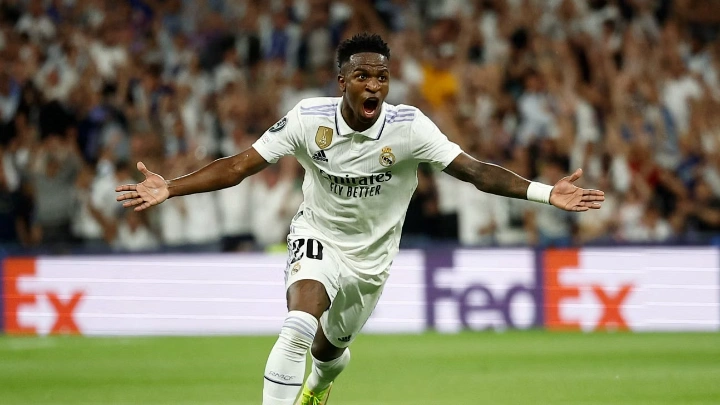 Both De Bruyne and Vinicius score in a 1-1 tie. Vinicius Jr opened the scoring for Real Madrid in the first leg of their Champions League semifinal against Manchester City with an incredible strike that brought the Santiago Bernabeu to its feet. However, the visitors hit back through Kevin De Bruyne, who netted an equally sumptuous goal. Photo: Reuters