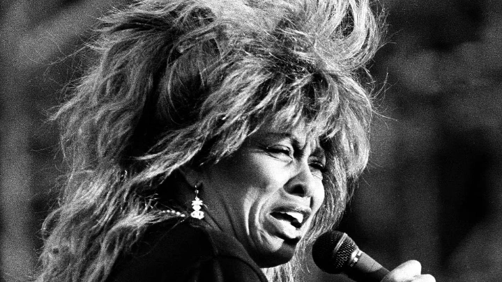 Tina Turner performs during her world tour 87 at the summer open air concert in Hamburg, Germany July 3, 1987. File Photo: Reuters/Michael Urban