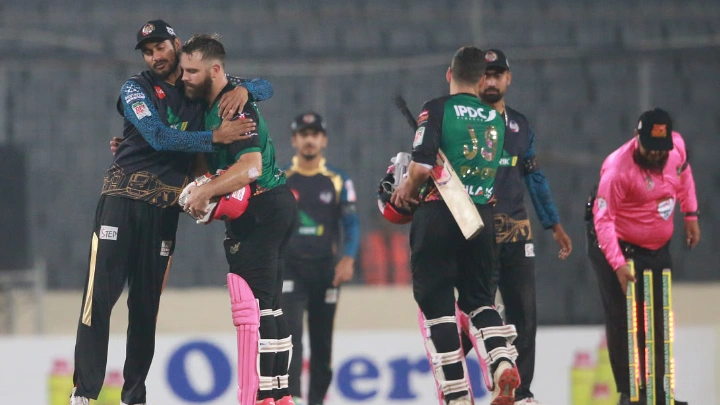 Bottom-placed Dhaka lose six on the trot 