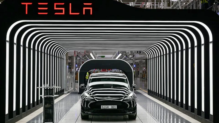 Model Y cars are pictured during the opening ceremony of the new Tesla Gigafactory for electric cars in Gruenheide, Germany, March 22, 2022. Patrick Pleul/Pool via REUTERS/File Photo