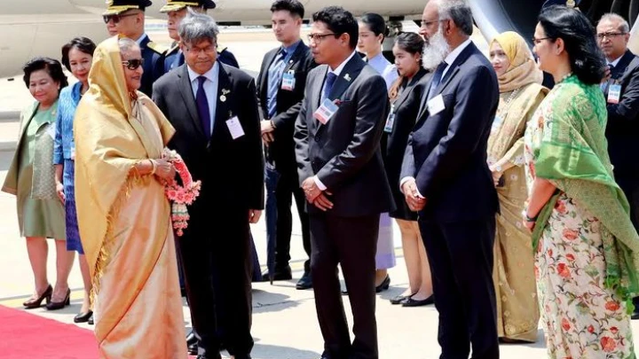 Thailand rolls out red carpet as Bangladesh PM arrives