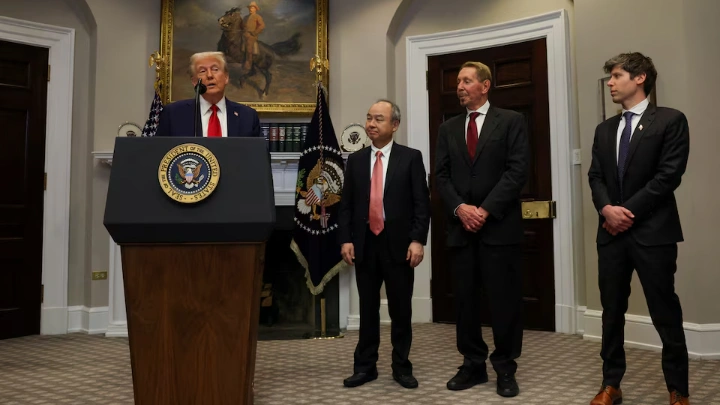 U.S. President Donald Trump delivers remarks on AI infrastructure, next to Oracle co-founder Larry Ellison, SoftBank CEO Masayoshi Son and OpenAI CEO Sam Altman at the Roosevelt room at White House in Washington, U.S., January 21, 2025. REUTERS/Carlos Barria